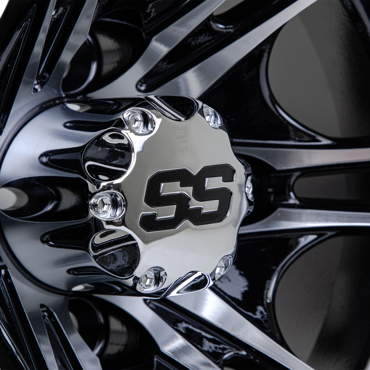 GTW Spyder Machined/Black 10 Inch Wheel