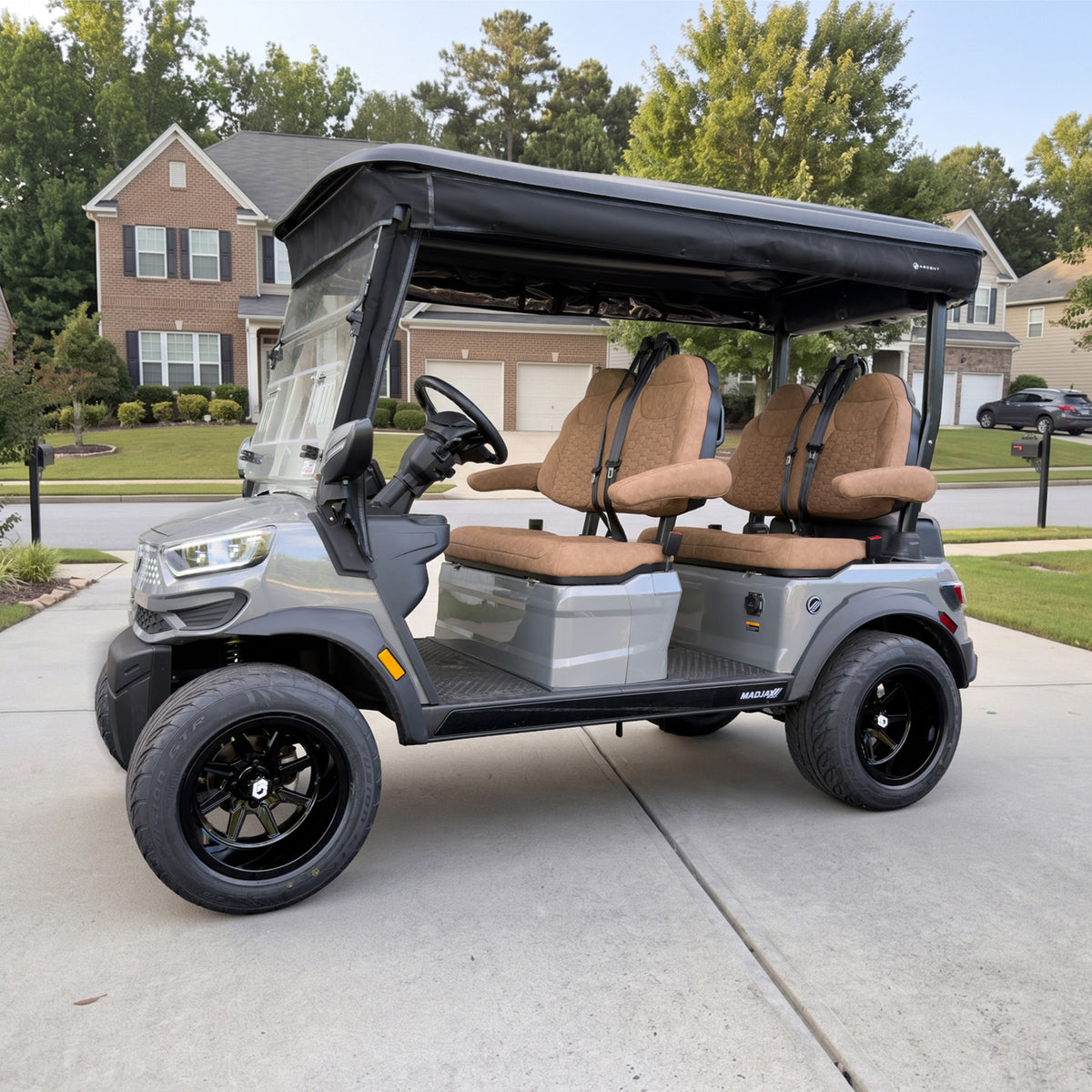 RedDot Chameleon 3-Sided Black Enclosure – Madjax Ascent 4-Passenger (Track Style)