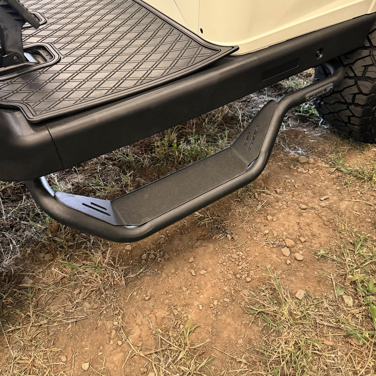 MadJax® Recon Step Bar with Brackets – EZGO RXV (2008-2022)