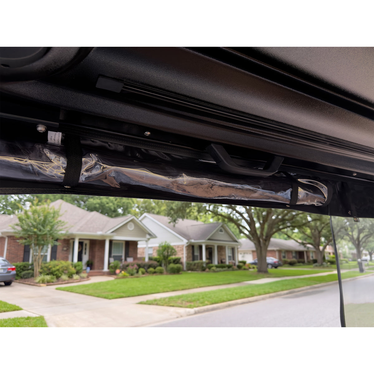 RedDot Chameleon 3-Sided Black Enclosure – Madjax Ascent 4-Passenger (Track Style)